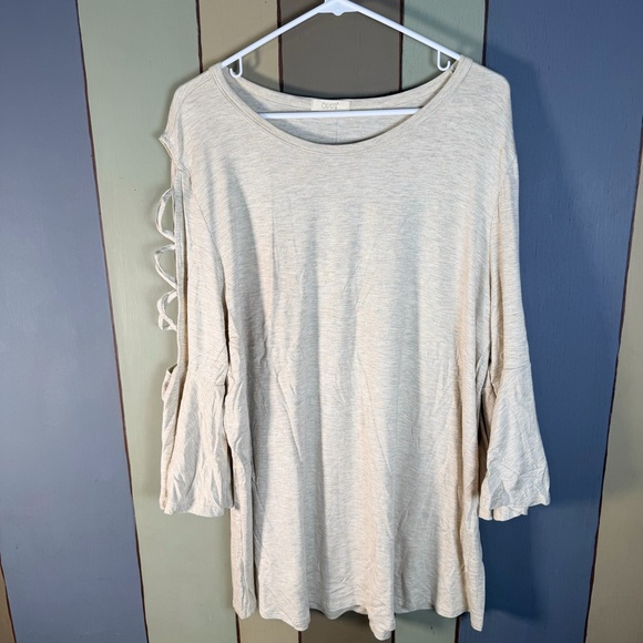 ODDY Tops - Plus size Boho Top with Bell-Sleeve and arm cut-outs-NWT-3XL